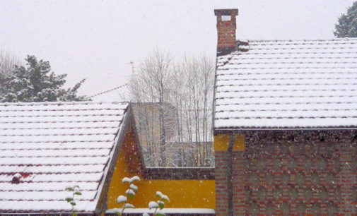 PAVIA VOGHERA VIGEVANO 27/12/2014: Nevica su tutta la provincia. Così le previsioni per oggi e domani