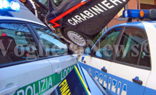 VOGHERA 28/02/2015: Lite violenta fra uomo e donna in piazza Duomo