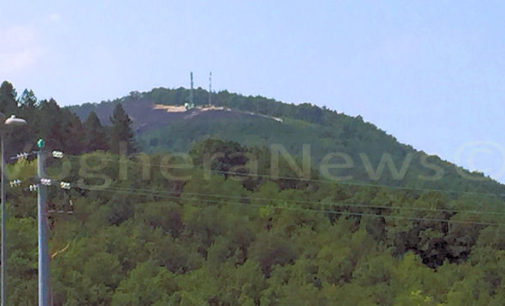 CECIMA 21/07/2015: Domato l’incendio sulle montagne di Cecima. Le fiamme hanno interessato un’area di 6 ettari. Salve per poco le due antenne radio