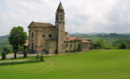 MONTESEGALE 04/08/2015: Sabato una passeggiata notturna sulle colline attorno al paese