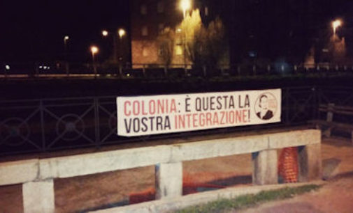 PAVIA 19/01/2016: Fatti di Colonia.  Striscioni di Evita Peron in città. Quale integrazione? Noi al fianco delle donne