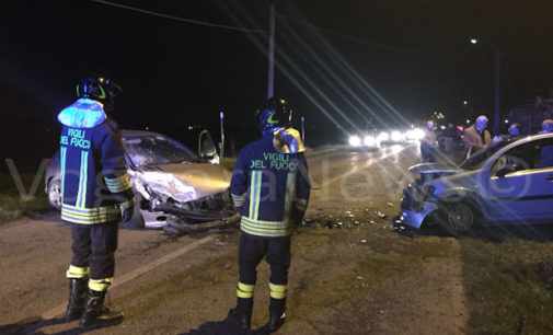 VOGHERA 24/02/2016: Frontale sulla strada per Oriolo. Ferite anche due bambine. Uno degli occupanti delle due auto non si trova