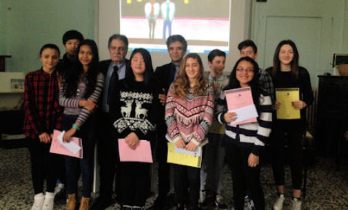 VOGHERA 23/02/2016: Scuola. “Un Poster per la Pace”. Premiati gli alunni della Plana