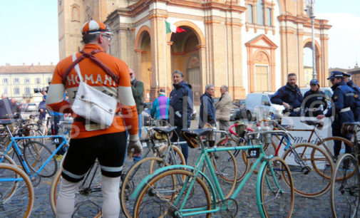 VOGHERA 17/03/2016: Bici. Arrivata in città la Milano-Sanremo d’epoca. (GUARDA IL VIDEO)