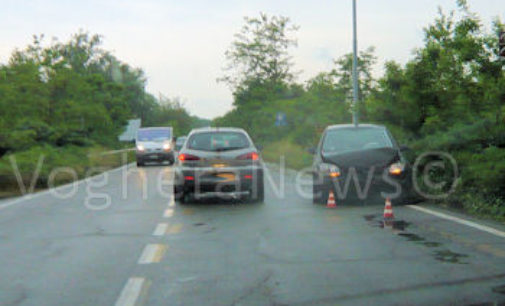 CAVA MANARA 19/05/2016: Incidente sulla sp35. L’auto resta pericolosamente in mezzo alla strada