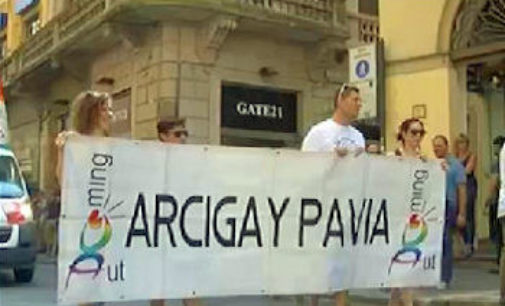 PAVIA 13/05/2016: Gay Pride. Arcigay attacca Nuitta. “Arretrato”
