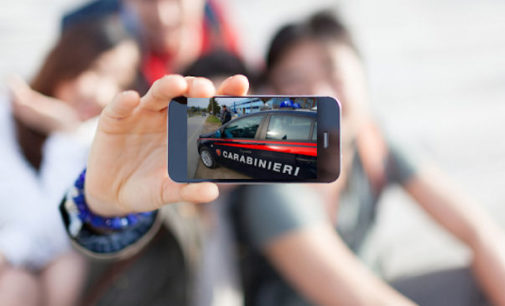 VIGEVANO 04/05/2015: Si fa i “selfie” con il cellulare rubato e le foto arrivano al pc del derubato. 16enne rintracciato e denunciato dai carabinieri