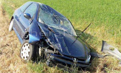 VOGHERA 13/06/2016: Auto esce di strada e si ribalta. Paura sulla Sp461 per una 19enne