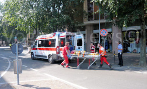 VOGHERA 24/06/2016: Scontro Auto Bici. Donna ferita in viale Matteotti