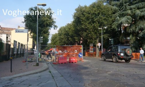 VOGHERA 31/08/2016: Cantiere in via Matteotti. Per una settimana c’è il senso unico