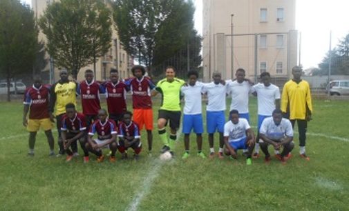 VOGHERA 20/09/2016: I profughi di Gropello vincono il torneo di calcio solidale