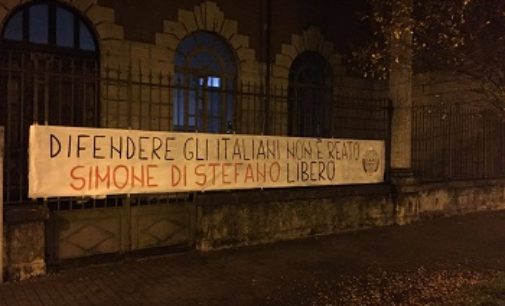 VOGHERA 26/10/2016: “Difendere gli italiani non è reato”. Striscione di CasaPound anche in città