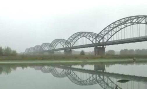 CASEI GEROLA MEZZANA BIGLI 24/11/2016: Chiuso il ponte della Gerola. Riaprirà “a data da destinarsi”. Si attende che passi la piena in atto del Po