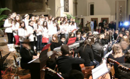 VOGHERA 12/12/2015: Scuola. Sabato in piazzale Fermi il Concerto di Natale dell’IC Dante