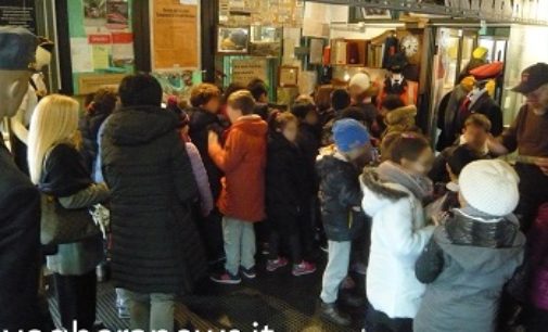 VOGHERA 20/12/2016: Scuole in visita al Museo Ferroviario. 60 bambini delle Benedettine i primi a entrare