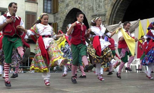 VOGHERA 05/03/2017: Oggi alle 14.30 “Il Carnevale Vogherese” in piazza Duomo . Il programma