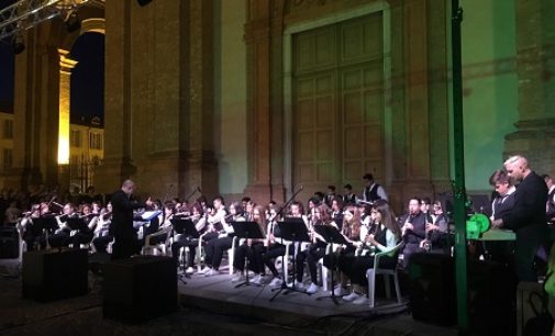 VOGHERA 30/05/2017: Sul Sagrato del Duomo il concerto di fine anno degli alunnni dell’IC Dante