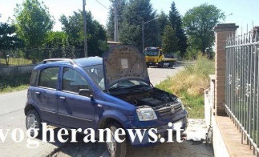 TORRAZZA COSTE 14/07/2017: Auto finisce su una cancellata. Ferito un 20enne