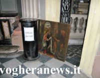 VOGHERA 26/07/2017: Una bacheca rotta e un quadro sacro staccato dal muro. Giallo all’interno della chiesa del Carmine. Si sospetta un tentativo di furto