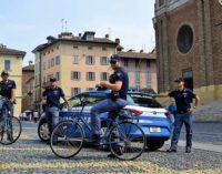 PAVIA 22/08/2017: La Questura di Pavia lancia le pattuglie in bici. Saranno in servizio in tutto il centro storico nei fine settimana