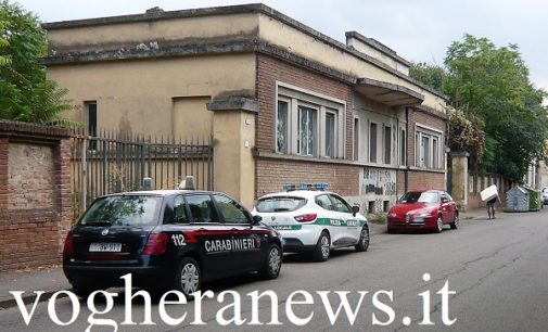 VOGHERA 07/09/2017: Occupanti abusivi sgomberati dall’ex Consorzio Agrario. Tre le persone allontanate. L’edificio fra pochi giorni verrà messo all’asta