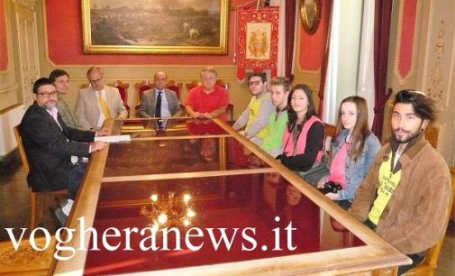 VOGHERA 12/10/2017: Palestra del Maserati. Il Comune realizzerà una tensostruttura per andare incontro alle esigenze immediate della scuola. L’Amministrazione chiederà alla Provincia di partecipare alla Spesa