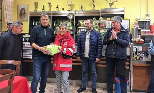 VOGHERA 09/11/2017: La Croce Rossa dona il defibrillatore al Centro anziani di Medassino