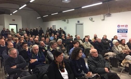 VOGHERA 28/11/2017: Sala Zonca piena ieri sera per il dibatto sul Rosatellum