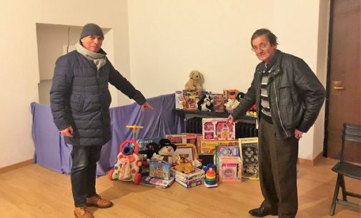 VOGHERA 11/12/2017: Aperto il Presepe della solidarietà. Possibile donare giocattoli per i bimbi poveri della città