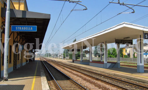 STRADELLA 08/04/2021: Treni. Alla stazione di Stradella la nuova emettitrice automatica di biglietti di ultima generazione