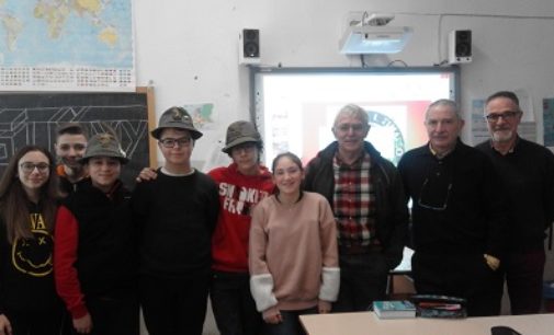 VOGHERA 05/03/2018: Scuola. I canti dei sodati per ricordare la Grande Guerra. Istituto Pascoli e Coro Timallo insieme per la Storia