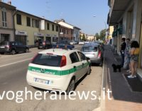 VOGHERA 25/07/2018: Auto sbanda e travolge i mezzi in sosta. Il guidatore portato al San Matteo