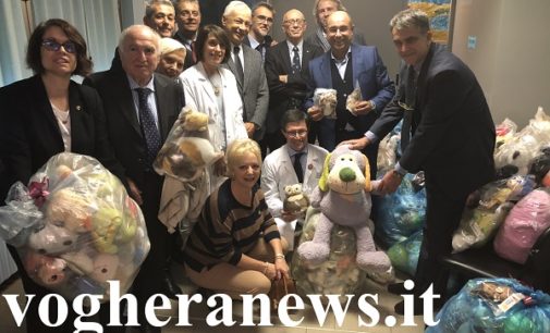 VOGHERA 15/11/2018: Centinaia di Peluche donati dal Rotary alla Pediatria. L’iniziativa estesa anche agli ospedali di Vigevano e Brescia