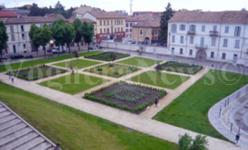 VOGHERA 23/09/2022: “Giochi di legno”. L’iniziativa Sabato in piazza del Castello nell’ambito del progetto “Voghera Estate e + Insieme”