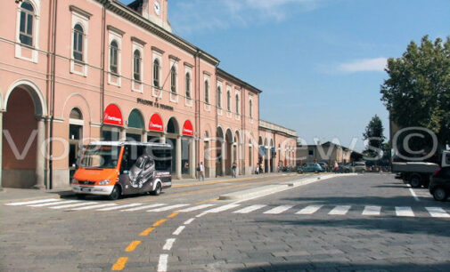 VOGHERA 20/02/2023: Manutenzione sul viale in uscita dal Piazzale della Stazione. Da oggi traffico difficoltoso per i lavori