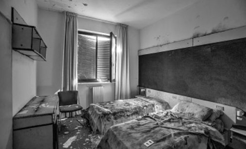 PAVIA 17/09/2019: EXIT. Hotel fantasma. Il nuovo viaggio fotografico in provincia di Pavia di Marcella Milani