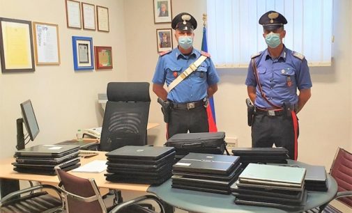 VOGHERA 10/09/2020: Furto nella scuola. I carabinieri scoprono i responsabili e recuperano 36 notebook