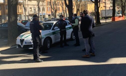 VOGHERA 17/03/2021: La Polizia Locale continua i controlli nelle zone calde della città