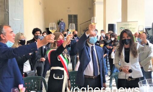 VOGHERA 14/05/2021: Inaugurata la ‘mini’ Sensia 2021. Anche il presidente Fontana al taglio del nastro… e c’è anche il Fuori Sensia. Il programma