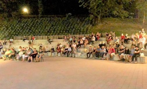 FORTUNAGO 12/08/2021: In 300 alla serata speciale nel “ Borgo dei desideri”