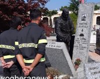 VOGHERA 13/08/2021: Delegazione dei Vigili del fuoco al Cimitero per ricordare collega Davide Achilli morto in servizio nel 2009
