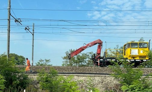 TRASPORTI 01/08/2022: Treni. Cantieri sul ponte del Po. Interruzioni e rallentamenti sulla tratta Pavia Bressana