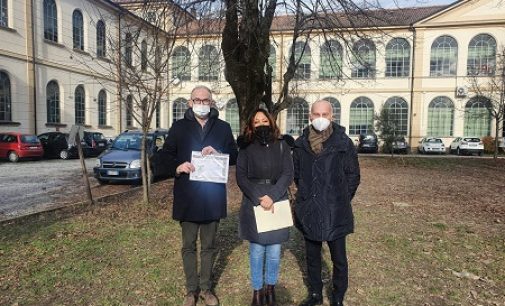 VOGHERA 01/12/2021: Festa dell’albero. Anche all’IC Dante la cerimonia di posa di una piantina