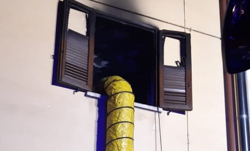 VOGHERA 20/12/2021: Incendio nella notte in una palazzina di Pombio. Inagibili due appartamenti. Ennesimo caso in Oltrepo in cui sarebbe servita l’Autoscala dei Pompieri