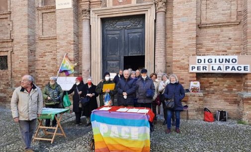 VOGHERA 03/03/2022: Guerra in Ucraina. Il messaggio dell’Anpi alla Comunità del Carmine. “Prima di tutto la Pace”