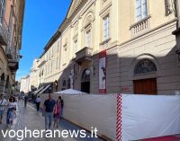 VOGHERA 09/06/2022: Blitz di Valentino nella sua città natale. In gran segreto lo stilista ha visitato il Teatro dove è allestita la mostra dei suoi abiti