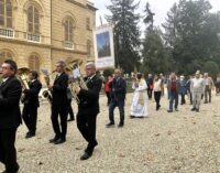 PIZZALE 28/10/2022: Nel borgo di Porana si è svolta la sagra patronale, con la processione con la reliquia del Santo, Vescovo di Pavia