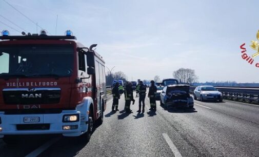 BEREGUARDO 16/02/2023: Strade. Incidente sulla A7. Danni ma nessuno ferito