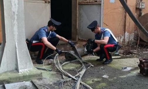 SANTA GIULETTA 23/05/2023: Va a rubare rame all’ex Vinal con il figlio minorenne. Presi dai Carabinieri