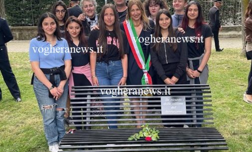VOGHERA 09/05/2023: Vittime del terrorismo. Inaugurata la panchina in ricordo di Angelo D’Agostino e Gianna Muset